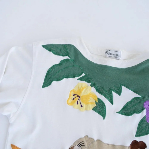 Vintage Spanner Imports  White & Green Tarzan Themed 100% Cotton Sweater S - Picture 10 of 12